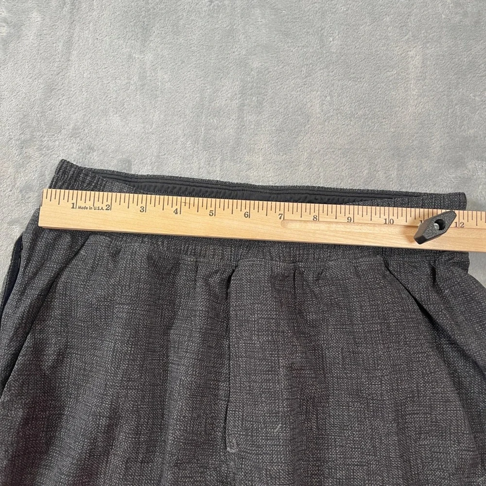 Lululemon Mens THE Short 7 Inch Textured Black Grey Crosshatch XS LM7B85S